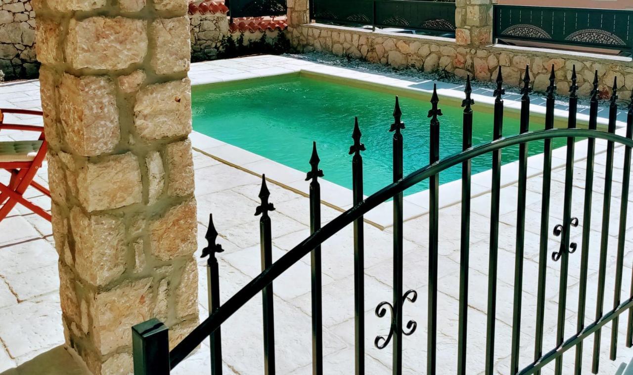 Vintage Residence Dramalj, Pool Self-Use المظهر الخارجي الصورة